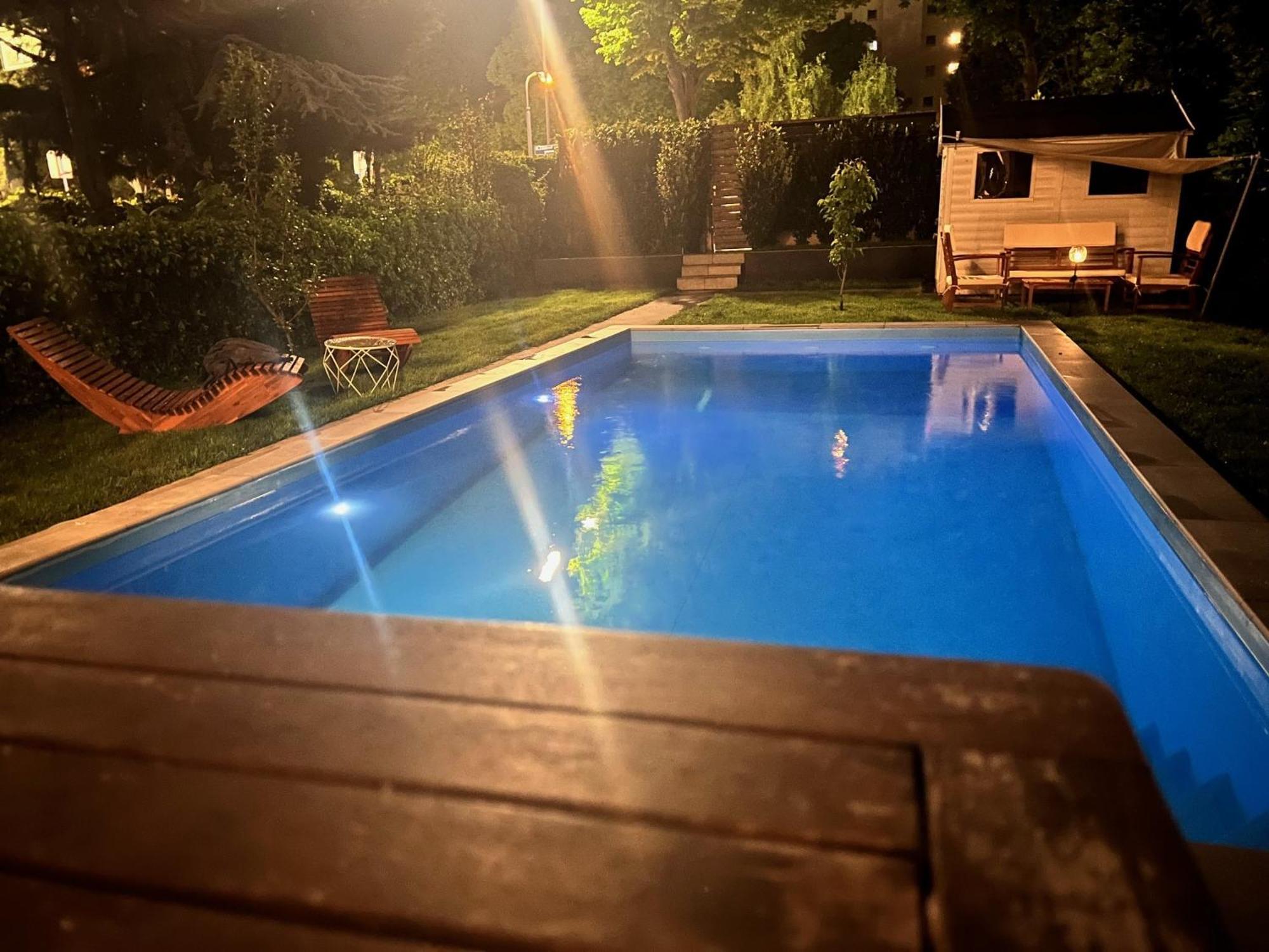 Villa Jaeger Mit Pool In Wien Exterior photo